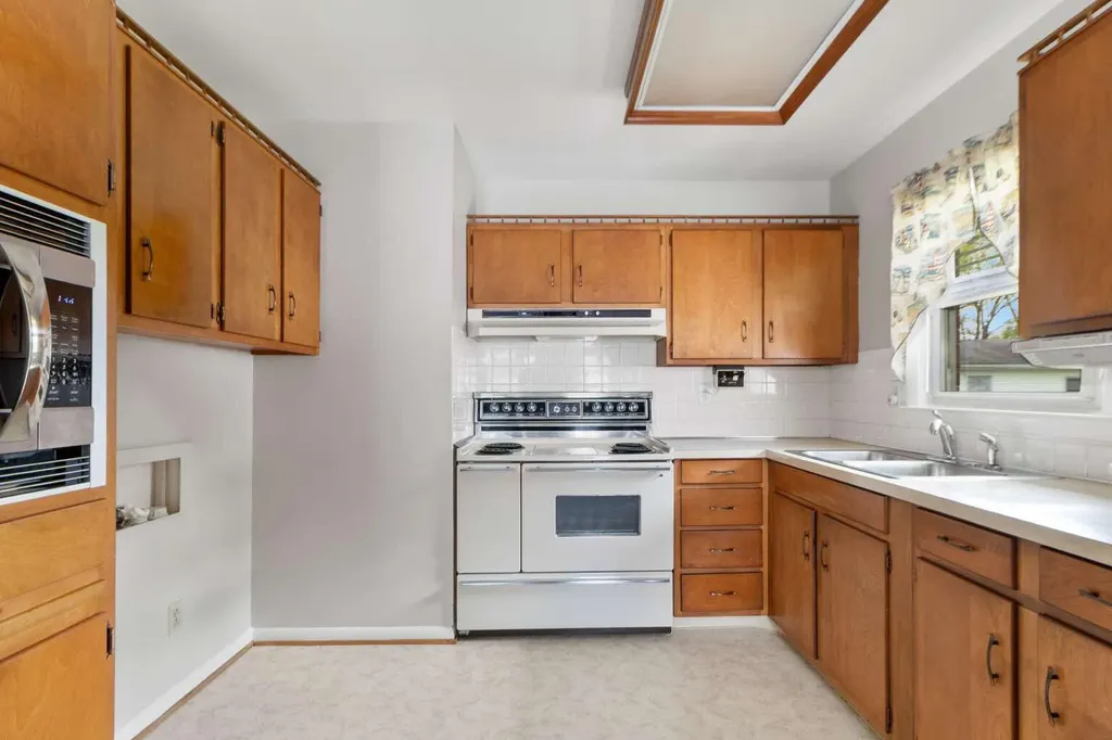 700 Eden Court Lexington KY 40505