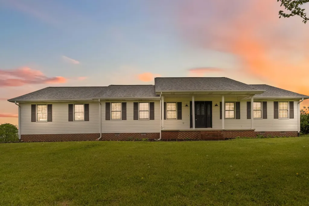 41 Tuggle Road Danville KY 40422