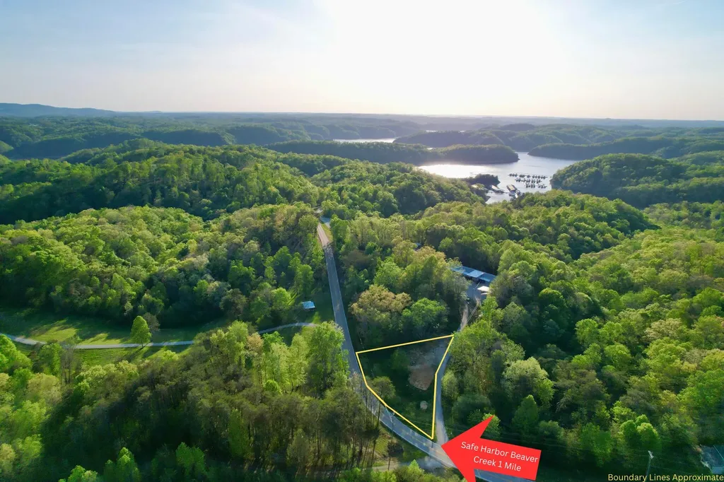33 Old Beaver Loop Monticello KY 42633
