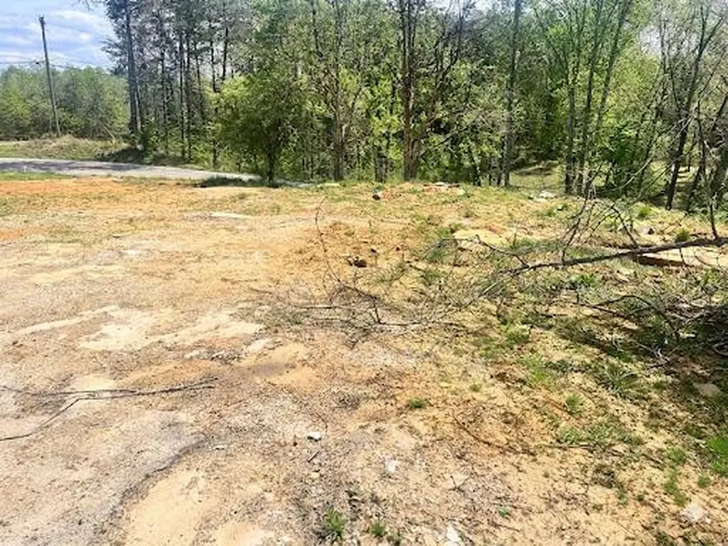 33 Old Beaver Loop Monticello KY 42633