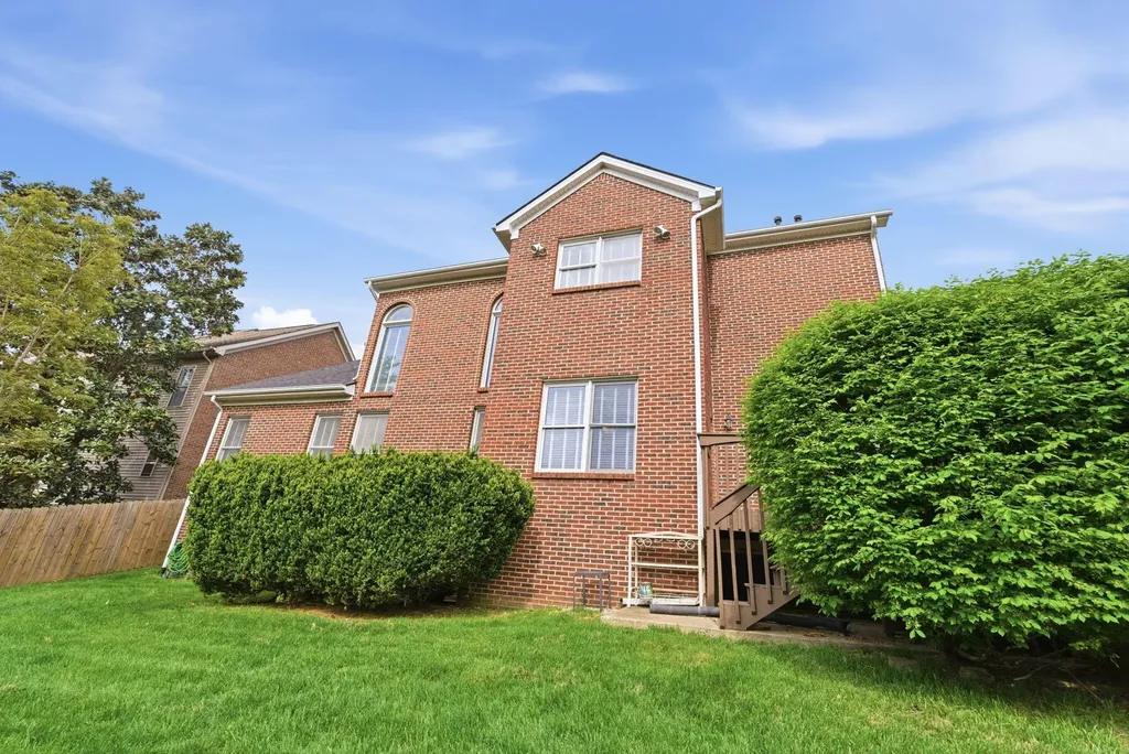 4224 Evergreen Drive Lexington KY 40513