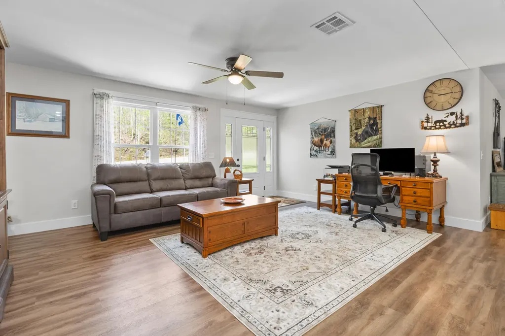 6129 Somerset Road London KY 40741