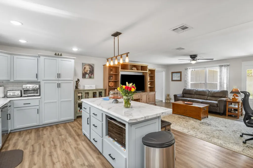 6129 Somerset Road London KY 40741