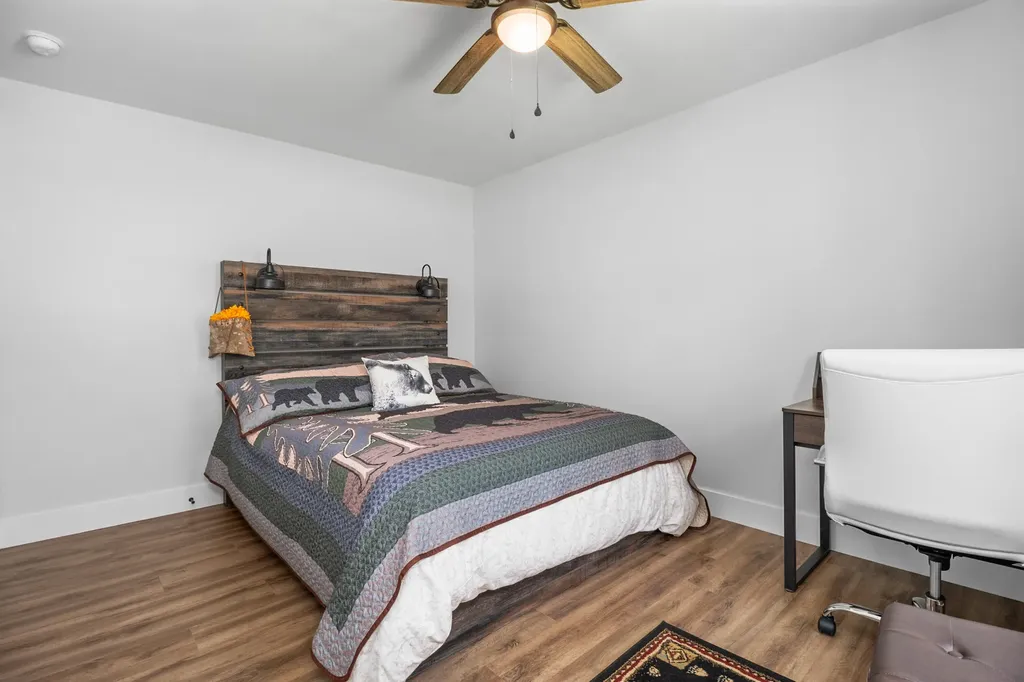 6129 Somerset Road London KY 40741