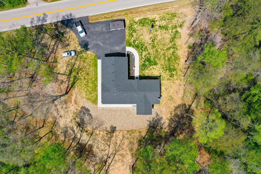 6129 Somerset Road London KY 40741