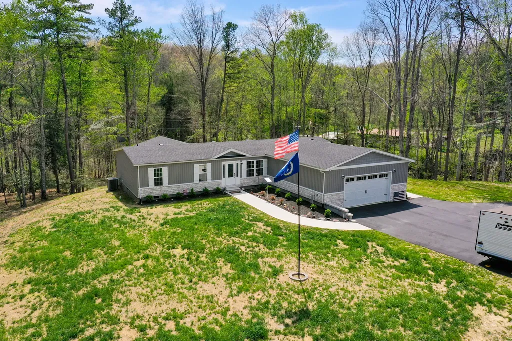 6129 Somerset Road London KY 40741