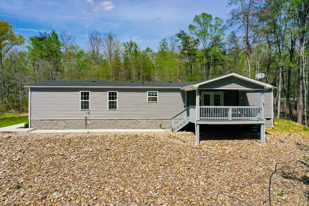 6129 Somerset Road London KY 40741