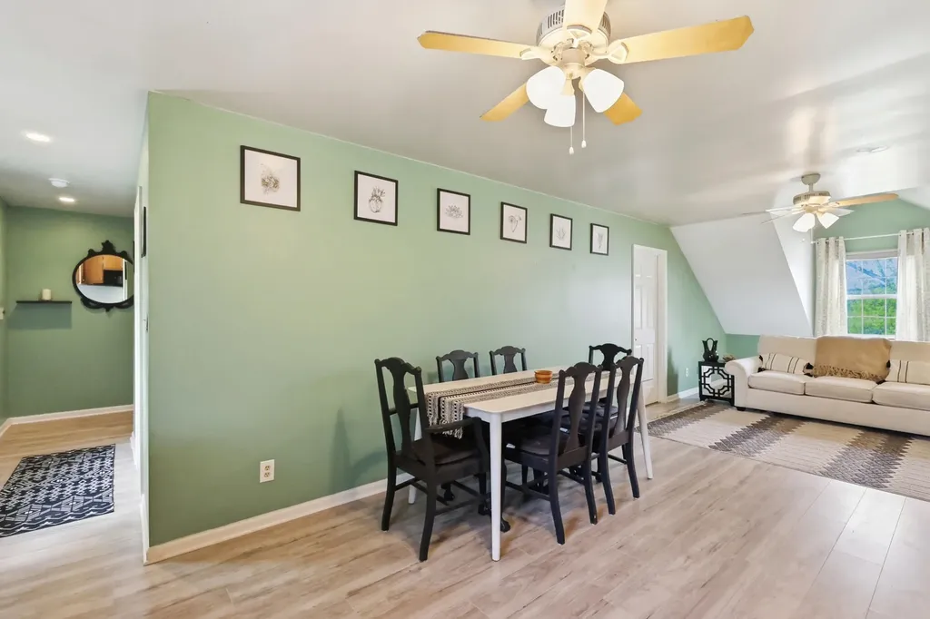314 N Winter Street Midway KY 40347