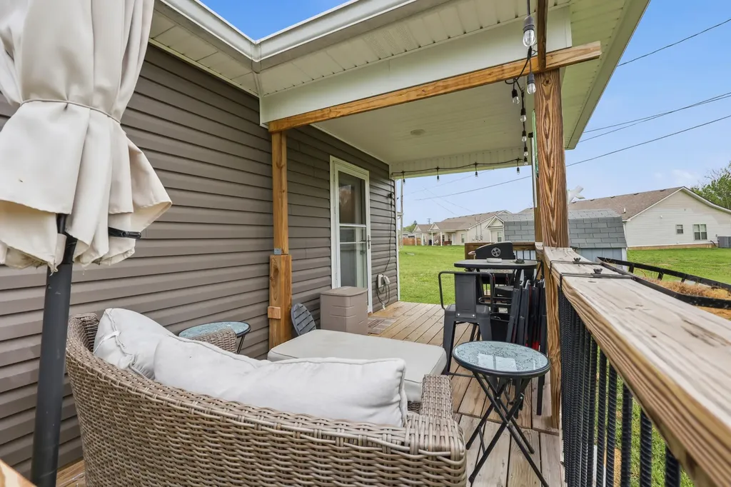 2017 Lucille Route Court Lawrenceburg KY 40342