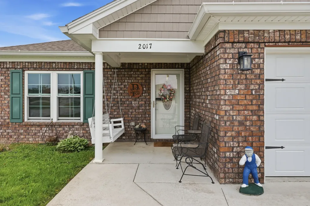 2017 Lucille Route Court Lawrenceburg KY 40342