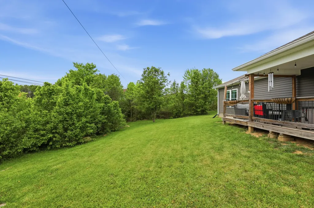 2017 Lucille Route Court Lawrenceburg KY 40342