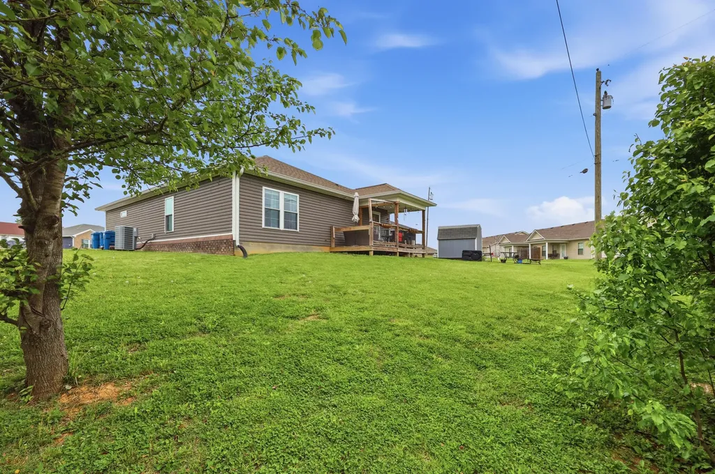 2017 Lucille Route Court Lawrenceburg KY 40342