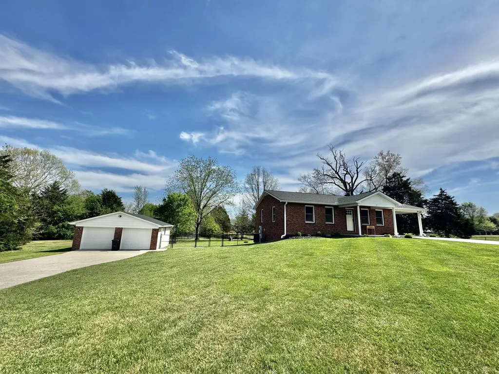 2221 Campground Road Somerset KY 42503