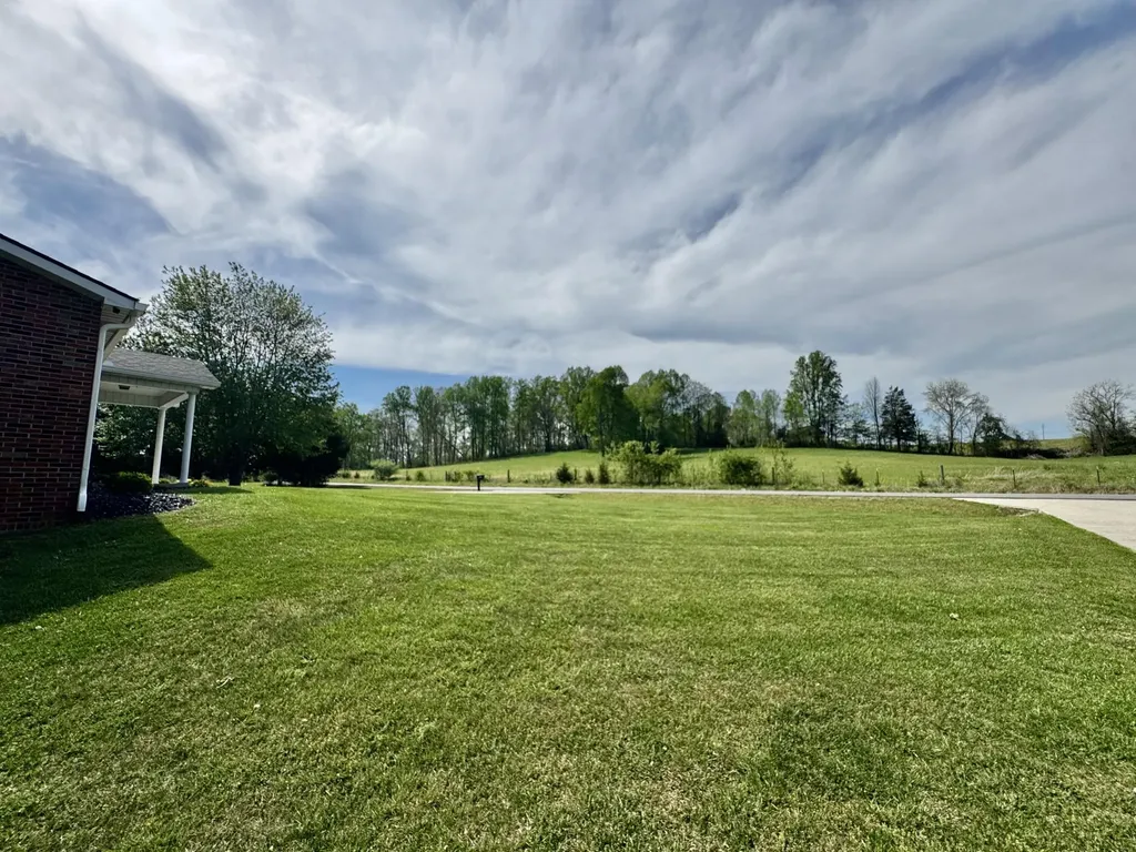 2221 Campground Road Somerset KY 42503