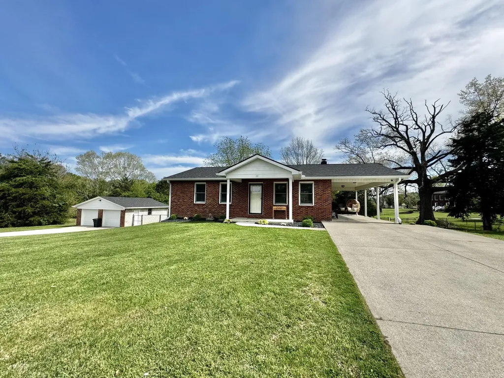 2221 Campground Road Somerset KY 42503