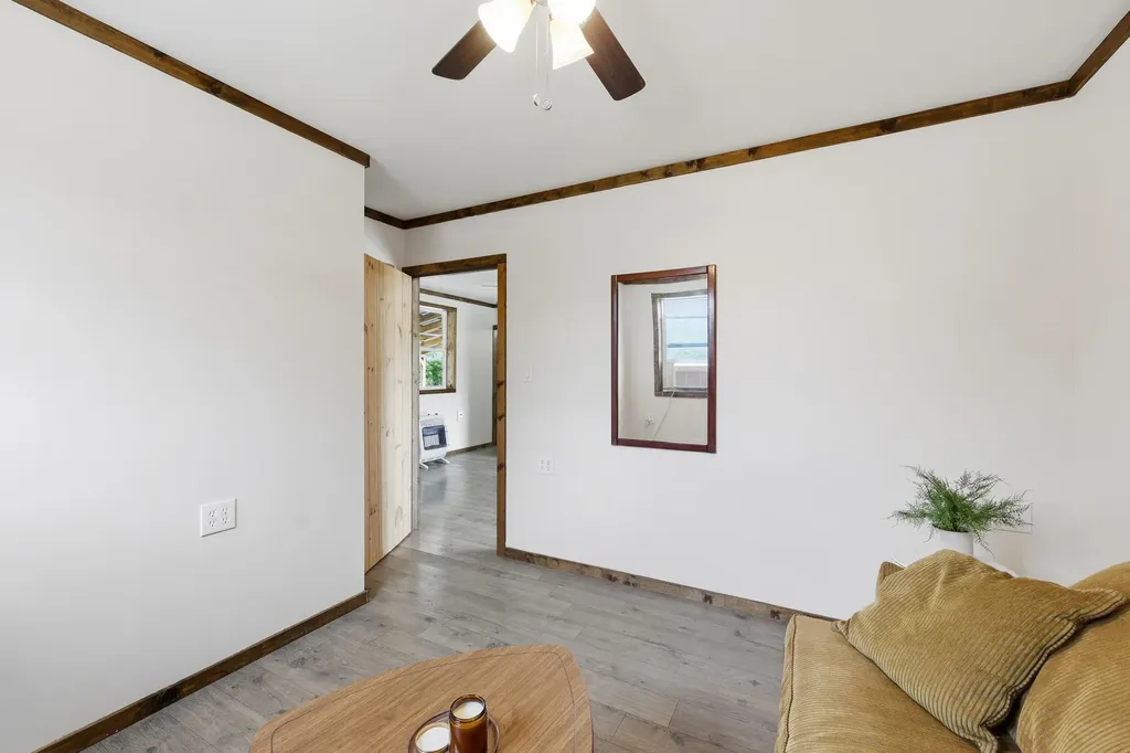 4152 Winchester Road Irvine KY 40336