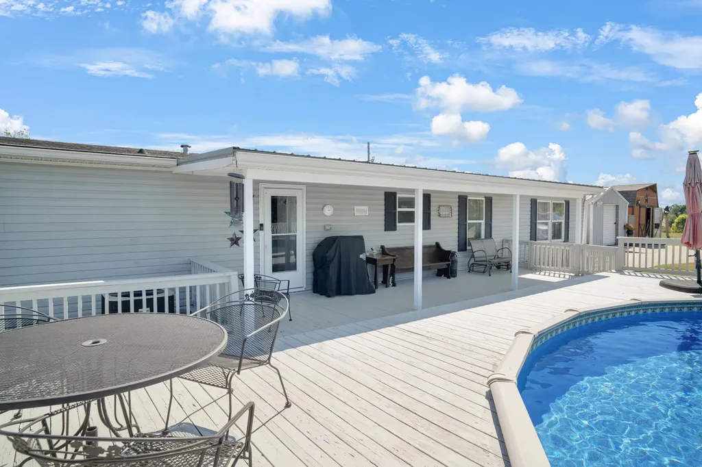 378 Cheyenne Road Sharpsburg KY 40374