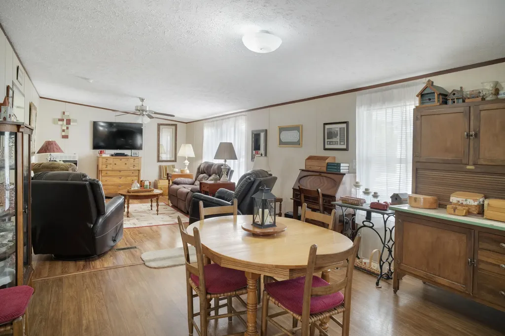 378 Cheyenne Road Sharpsburg KY 40374