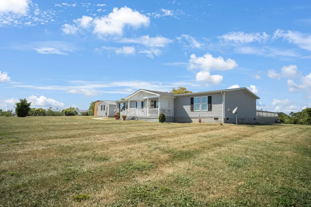378 Cheyenne Road Sharpsburg KY 40374