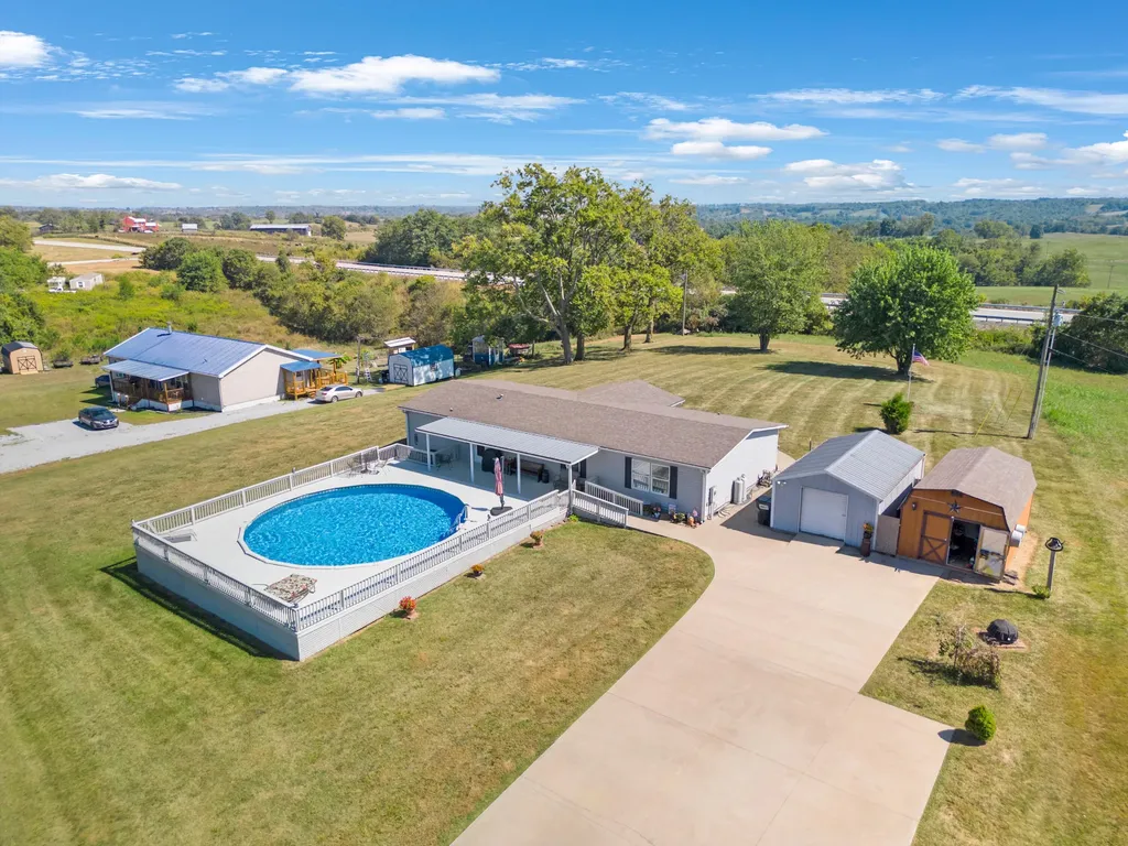 378 Cheyenne Road Sharpsburg KY 40374