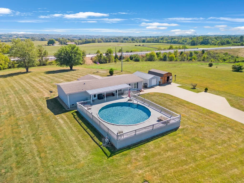 378 Cheyenne Road Sharpsburg KY 40374