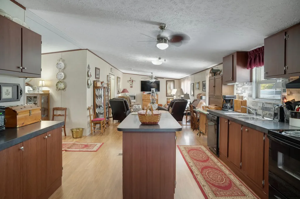 378 Cheyenne Road Sharpsburg KY 40374