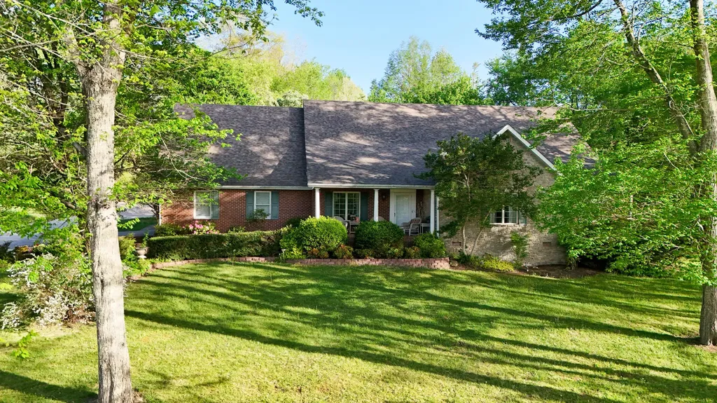 5686 Slate Lick Road London KY 40741