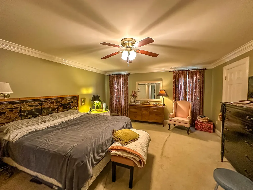 5686 Slate Lick Road London KY 40741