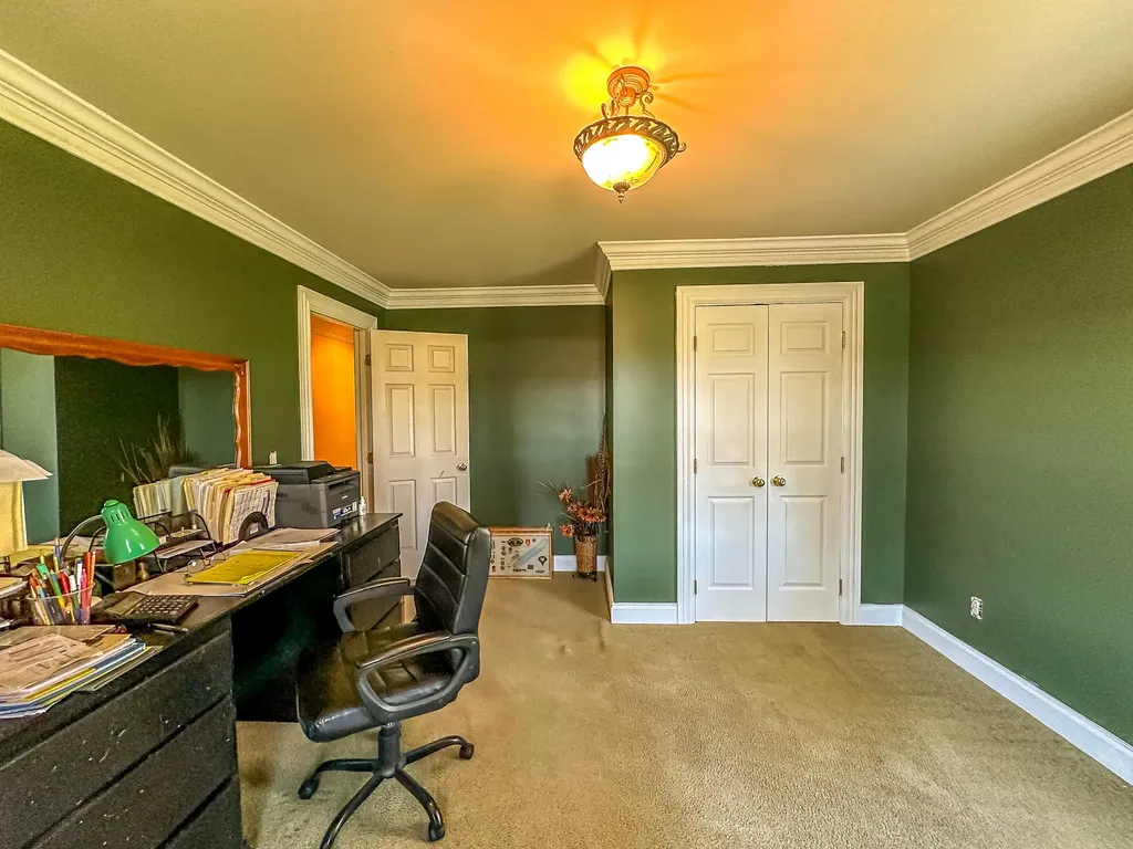 5686 Slate Lick Road London KY 40741