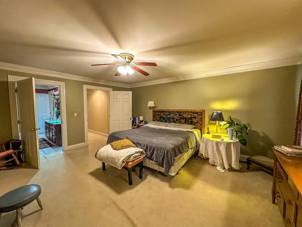 5686 Slate Lick Road London KY 40741