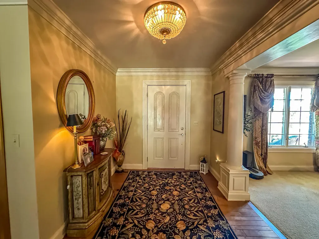 5686 Slate Lick Road London KY 40741