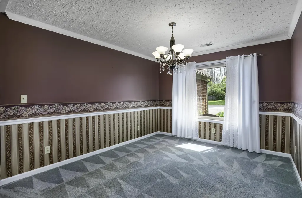323 Dogwood Court Versailles KY 40383