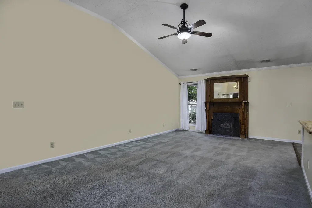 323 Dogwood Court Versailles KY 40383