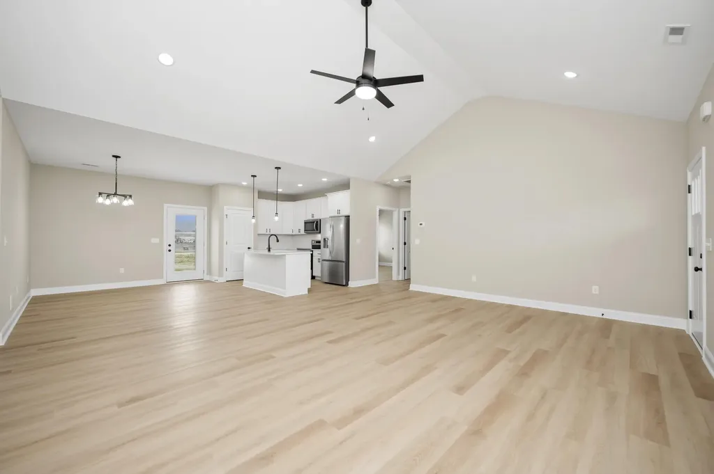 229 Navajo Drive Richmond KY 40475