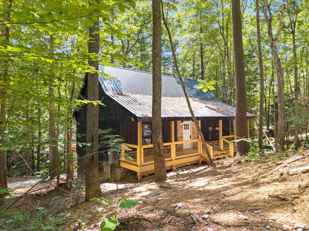 25 Joyful Springs Road Zoe KY 41397