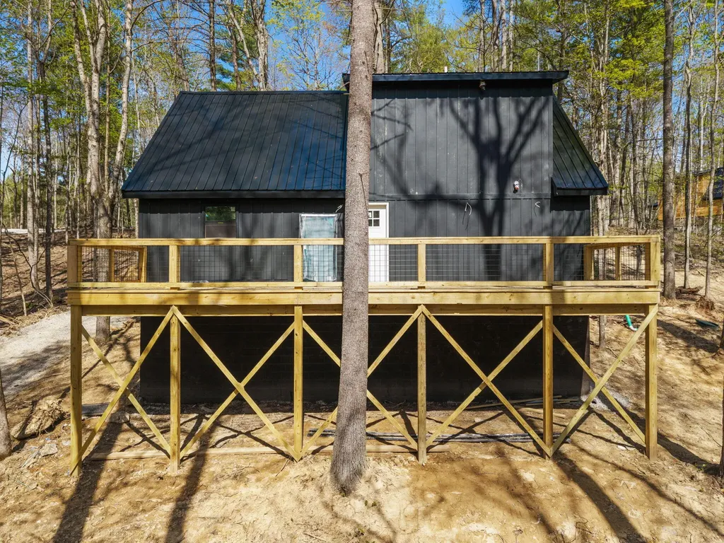 25 Joyful Springs Road Zoe KY 41397