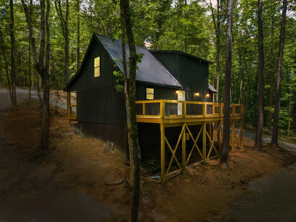 25 Joyful Springs Road Zoe KY 41397