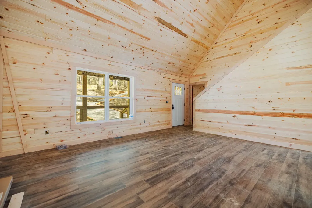 25 Joyful Springs Road Zoe KY 41397