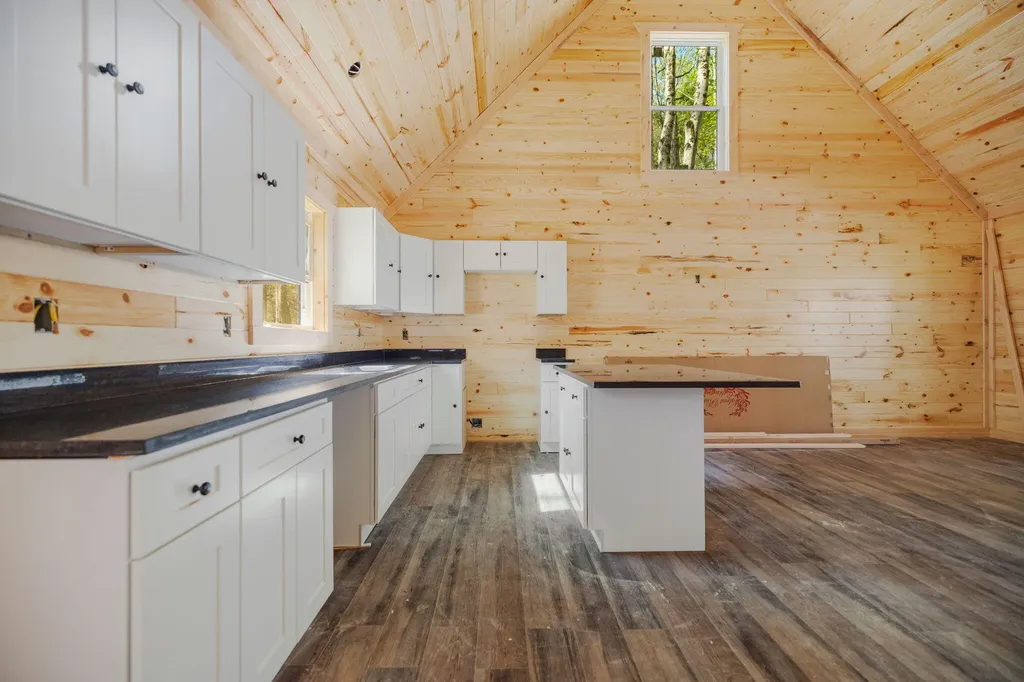 25 Joyful Springs Road Zoe KY 41397