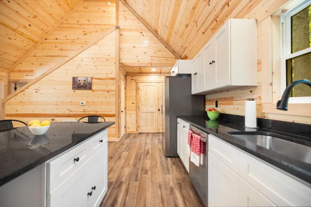 25 Joyful Springs Road Zoe KY 41397
