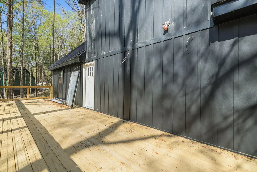 25 Joyful Springs Road Zoe KY 41397