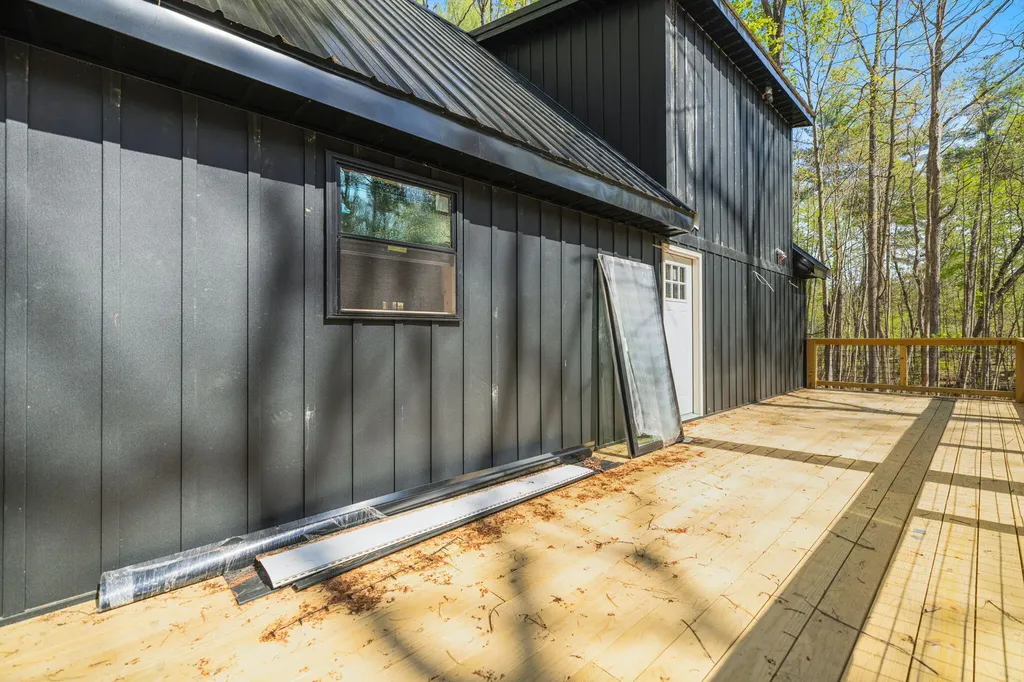 25 Joyful Springs Road Zoe KY 41397