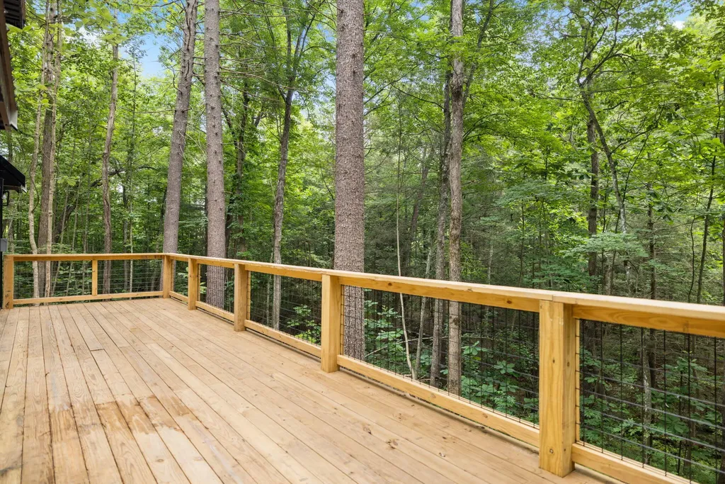 25 Joyful Springs Road Zoe KY 41397