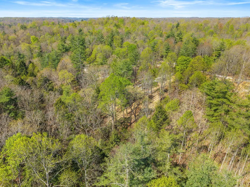 25 Joyful Springs Road Zoe KY 41397