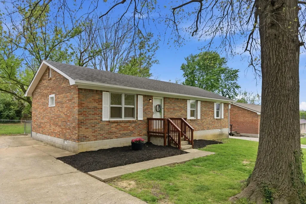 113 Dove Drive Lawrenceburg KY 40342