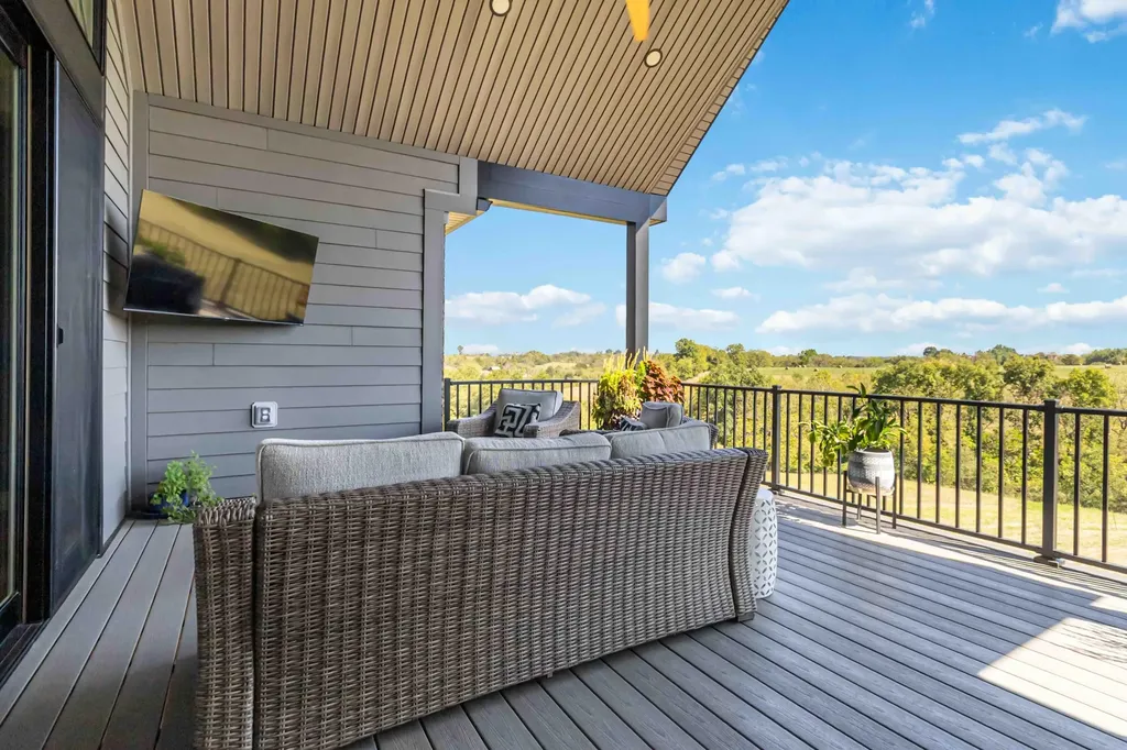 4160 Equestrian Way Richmond KY 40475