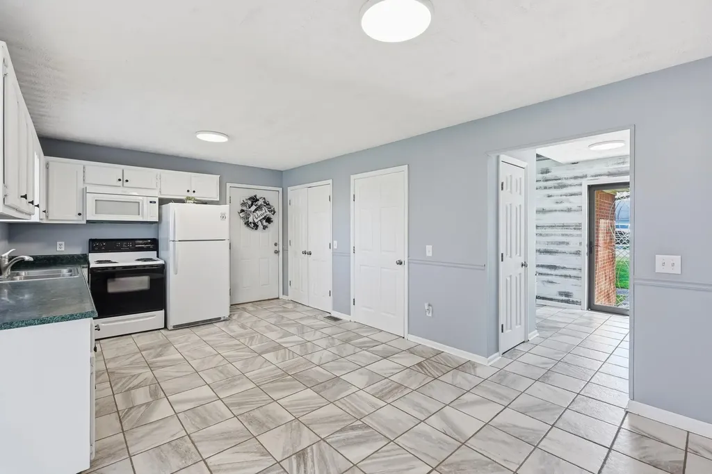 154 Deer Run Lancaster KY 40444