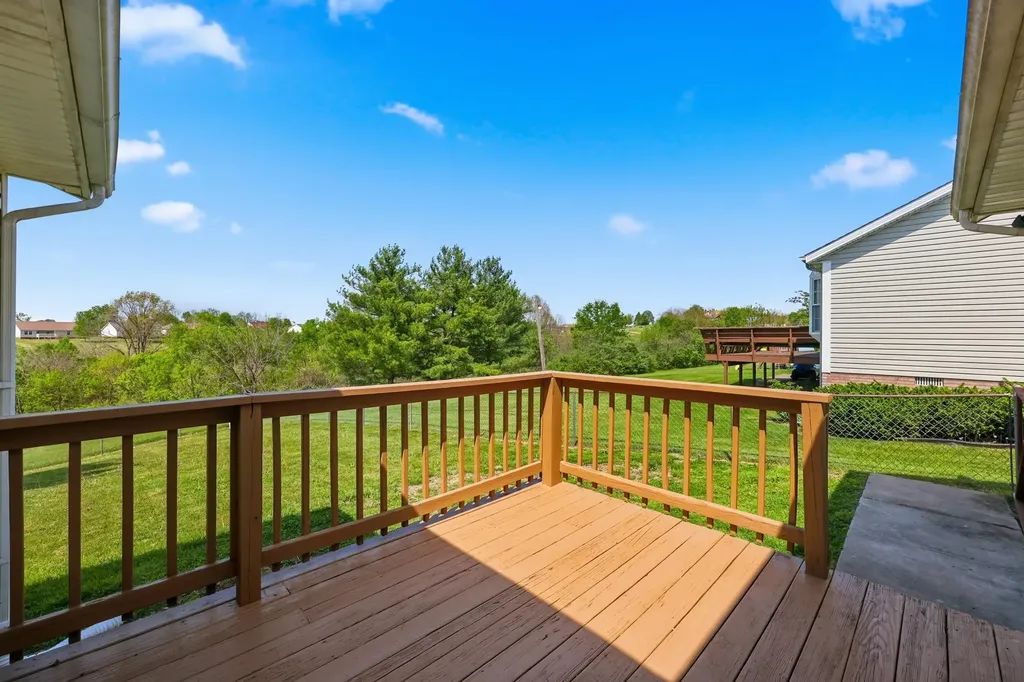 154 Deer Run Lancaster KY 40444