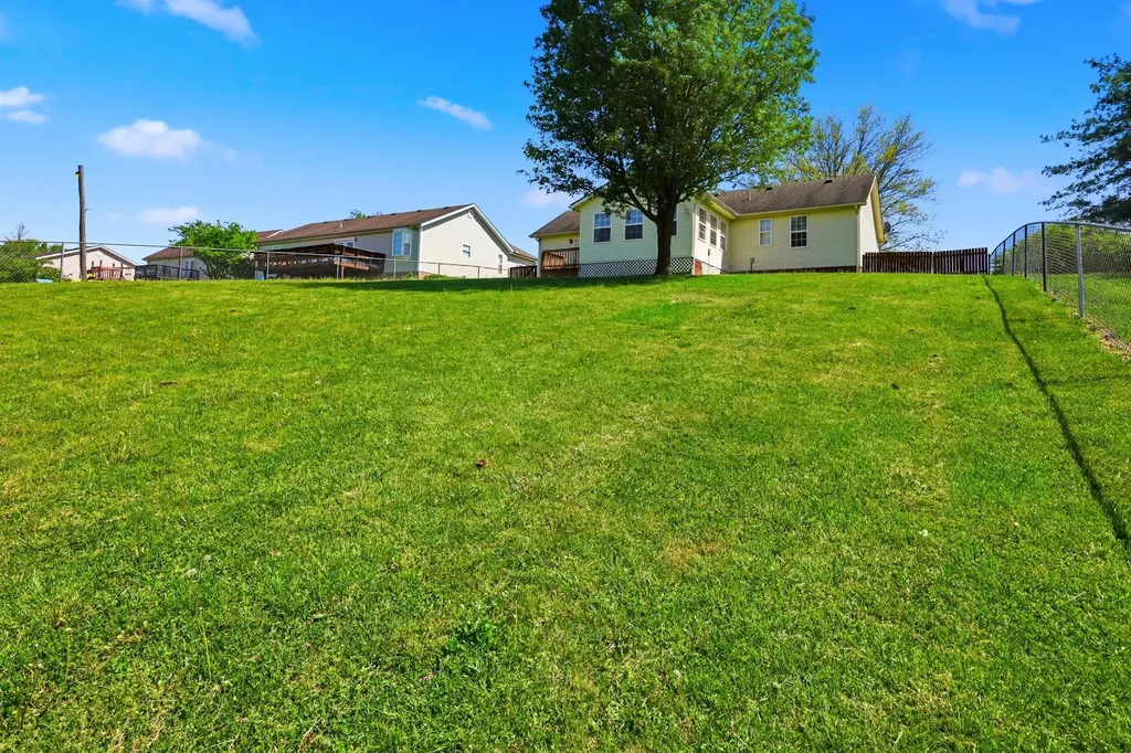 154 Deer Run Lancaster KY 40444