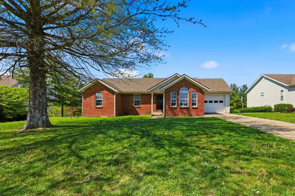 154 Deer Run Lancaster KY 40444